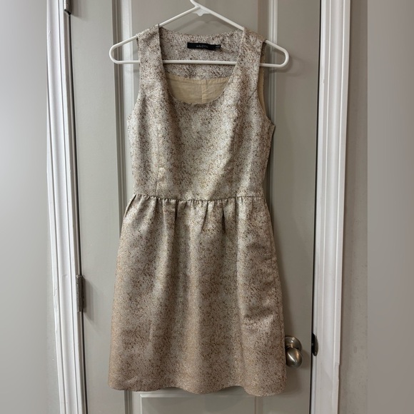 Ark & Co Dresses & Skirts - Ark & Co Gold Textured Babydoll Dress